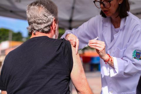 Prefeitura de Guararema inicia vacinação contra a gripe em unidades de saúde - Guararema - Crédito foto Warley Kenji - Comunicação PMG (2)