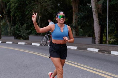 Guararema reúne centenas de participantes e arrecada mais de 1,5 mil itens no 1º Treinão Solidário da Polícia Militar - Guararema - Crédito foto Warley Kenji - Comunicação PMG  (6)