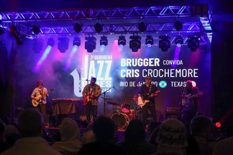 3º Guararema Jazz & Blues Festival reúne mais de 40 mil pessoas, abraça a cidade e movimenta turismo e economia - Guararema - Crédito foto Warley Kenji - Comunicação PMG (8)