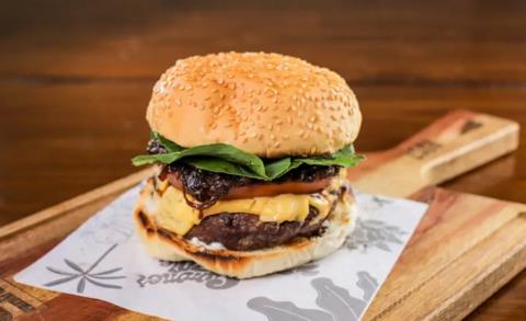 Cozinhalimento recebe curso do Sebrae sobre preparo e venda de hambúrguer artesanal