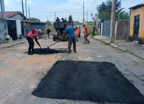 Prefeitura realiza 1,7 mil ações de reparos com tapa-buraco em junho