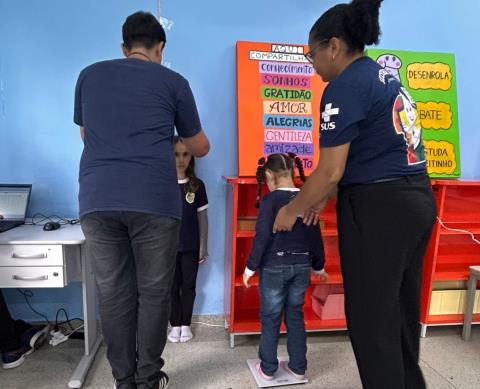 Programa Saúde na Escola retoma atendimentos a alunos do sistema municipal de ensino