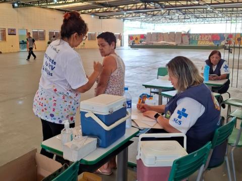 Secretaria de Saúde realiza ação de vacinação no bairro Santa Tereza