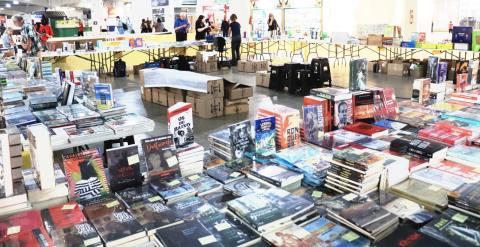 Taubaté recebe terceira edição de feira de literatura na Rodoviária Nova