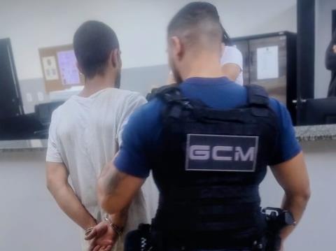 Guarda Civil detém suspeito por furto de fiação na Dom Epaminondas após flagra por câmeras de segurança