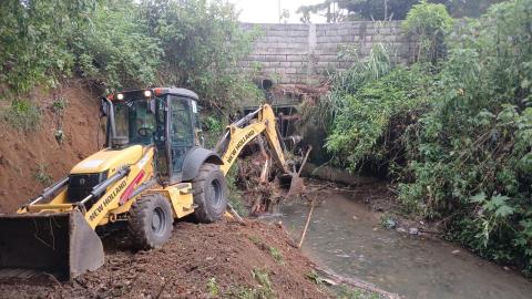 Limpeza de Córregos 3