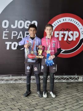 Gustavo_Andrade_e_Gabriel_Botossi__eleitos_melhor_defesa_do_campeonato_sub_12