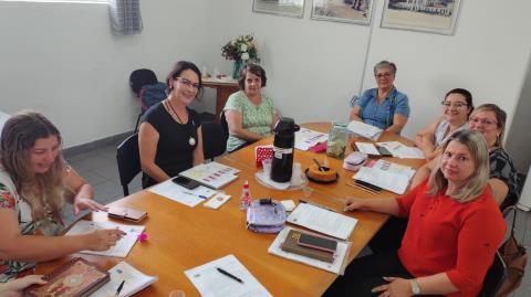 Educação realiza reunião para organização do ano letivo de 2026