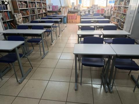 Prefeitura adquire novas carteiras para Unidades Escolares