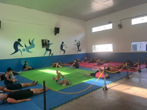 Prefeitura oferece aulas gratuitas de Pilates Solo à população (2)