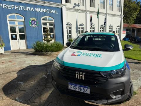 Fundo Social de Monte Alegre do Sul é contemplado com novo veículo (1)