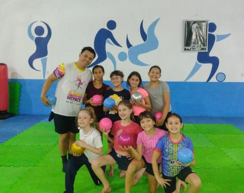 Prefeitura oferece aulas de Ginástica Rítmica e atletas se preparam para apresentação especial (2)