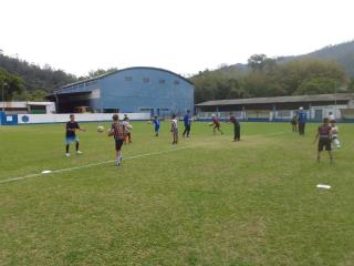 Escolinha de Futebol oferece treinos semanais no Estádio Municipal e no Campo das Mostardas (1)