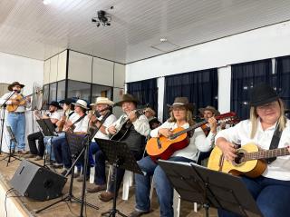 Formatura marca conclusão da 3ª turma do curso de viola caipira em Monte Alegre do Sul (2)