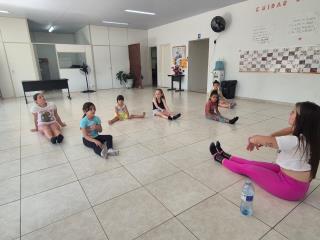Aulas de Ballet têm início no Departamento de Assistência e Desenvolvimento Social (1)