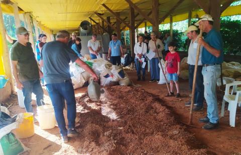 Curso de produção de bokashi é realizado em Monte Alegre do Sul (1)