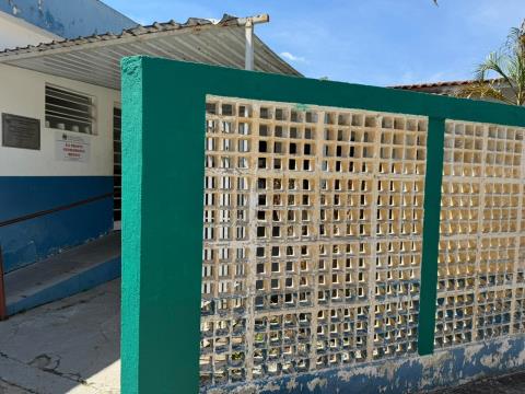Prefeitura inicia pintura do Posto de Saúde Central (3)