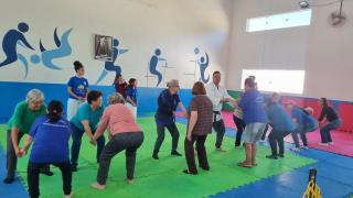 Grupo Feliz Idade participa de aula de Karatê  (3)