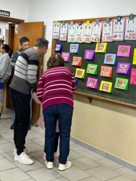EMEB Dr. Ananias Américo Ribeiro Machado realiza mostra de arte em homenagem ao Dia da Família (2)