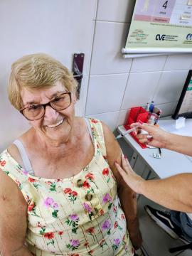 Dia D da Vacinação contra a Gripe aplica 300 doses e reforça proteção à população prioritária (5)