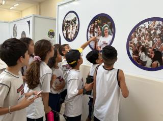 Alunos da EMEF Profª Esther Silva Valente visitam o Paço Municipal (6)