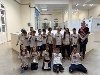 Alunos da EMEF Profª Esther Silva Valente visitam o Paço Municipal (1)