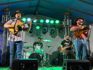 30ª Festa do Morango atrai cerca de 70 mil pessoas em três finais de semana (8)