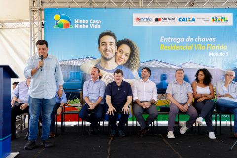 entrega das 90 casas-05