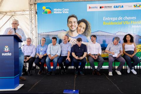 entrega das 90 casas-06