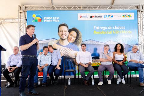 entrega das 90 casas-09