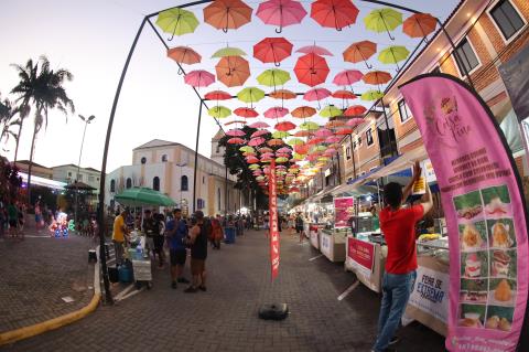 Feira_Noturna_De_Extrema_MG_04