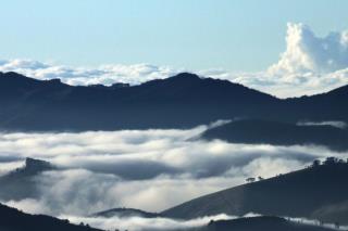 paisagem-Serras-e-nuvens2-900x600-1