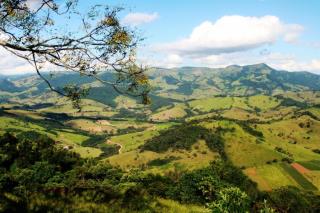 Pico-do-Lobo-Guara-Foto-Leo-Demeter-acervo-Prefeitura-Municipal-de-Extrema-900x600-2