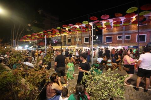 Feira_Noturna_De_Extrema_MG_07