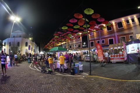 Feira_Noturna_De_Extrema_MG_08