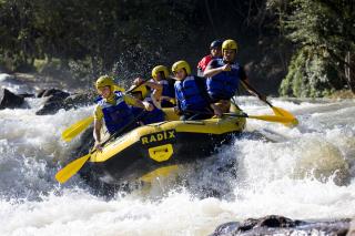 Rota das águas Rafting no Rio Jaguari- Foto Radix Aventura - Acervo Depto de Turismo- pPrefeitura Municipal de Extrema