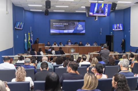 seminario-autismo_28-04_001