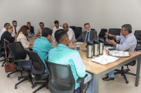 reuniao-sanesul_07-04_002