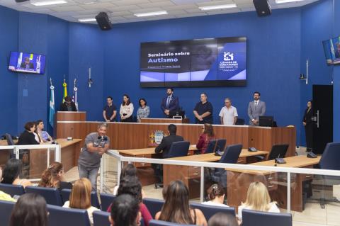 seminario-autismo_28-04_002