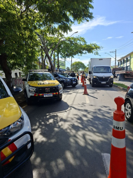AÇÕES PREVENTIVAS DE TRÂNSITO SÃO REALIZADAS PELA GCM E DMU EM PONTOS ESTRATÉGICOS DE TATUÍ