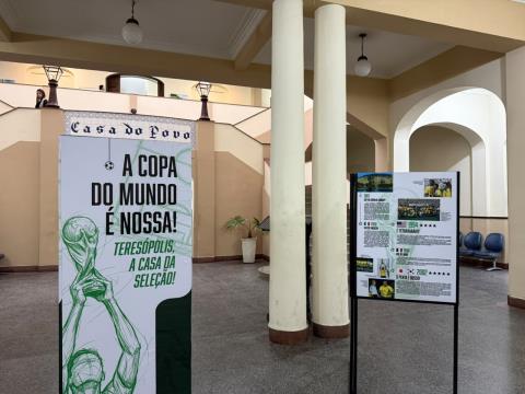 Exposição Itinerante A Copa do Mundo é Nossa no hall da Prefeitura_crédito Mariana Araújo 1