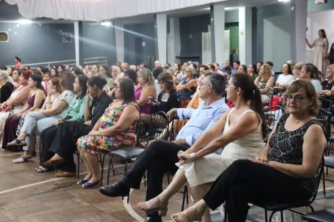 Polo modas forma 115 alunos em cursos de capacitação profissional