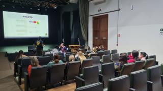 Prefeitura se reúne com protetores e reafirma apoio à causa animal
