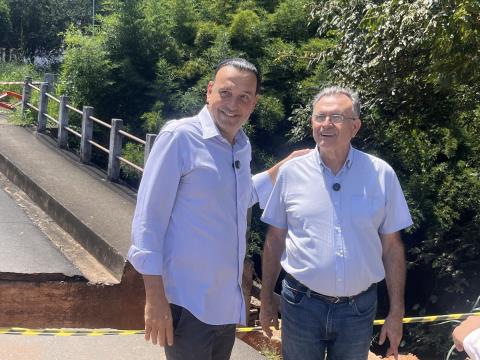 Governador em exercício visita obras da escola do Resedás e confirma apoio à reconstrução da Ponte do Half
