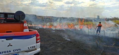 Defesa Civil alerta para aumento do risco de incêndios nos próximos meses