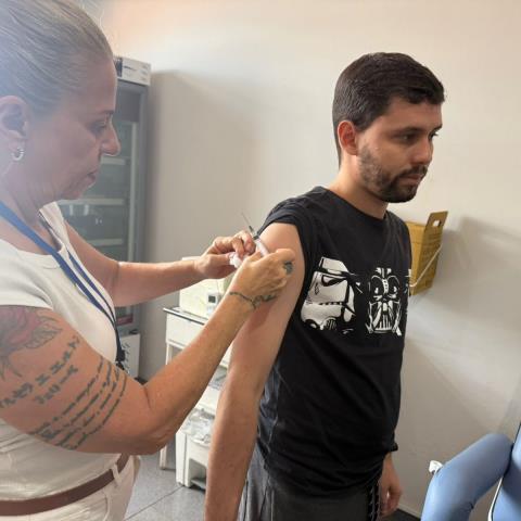 Dia D de vacinação aplica mais de 3 mil doses em São João da Boa Vista