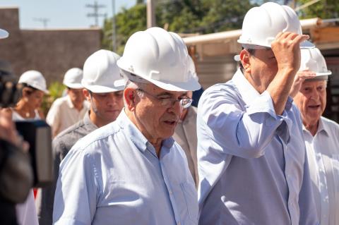 Governador em exercício visita obras da escola do Resedás e confirma apoio à reconstrução da Ponte do Half