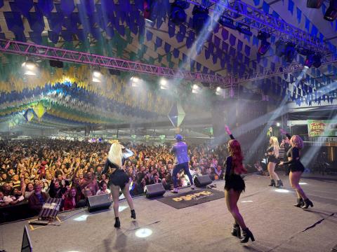 Djavu com publico