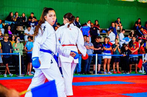 Marcela Valle - Kumite (3)