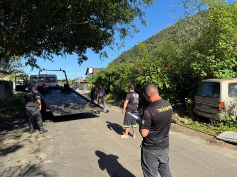 Ação Balneário Santa Eugênia - Carros abandonados (5)